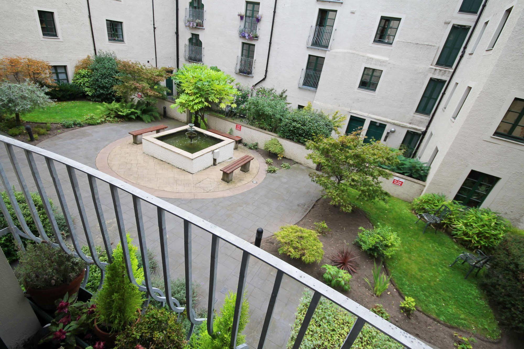 Edinburgh City Center Coady Apartment Sleeps 5 Free Car Park Space Экстерьер фото