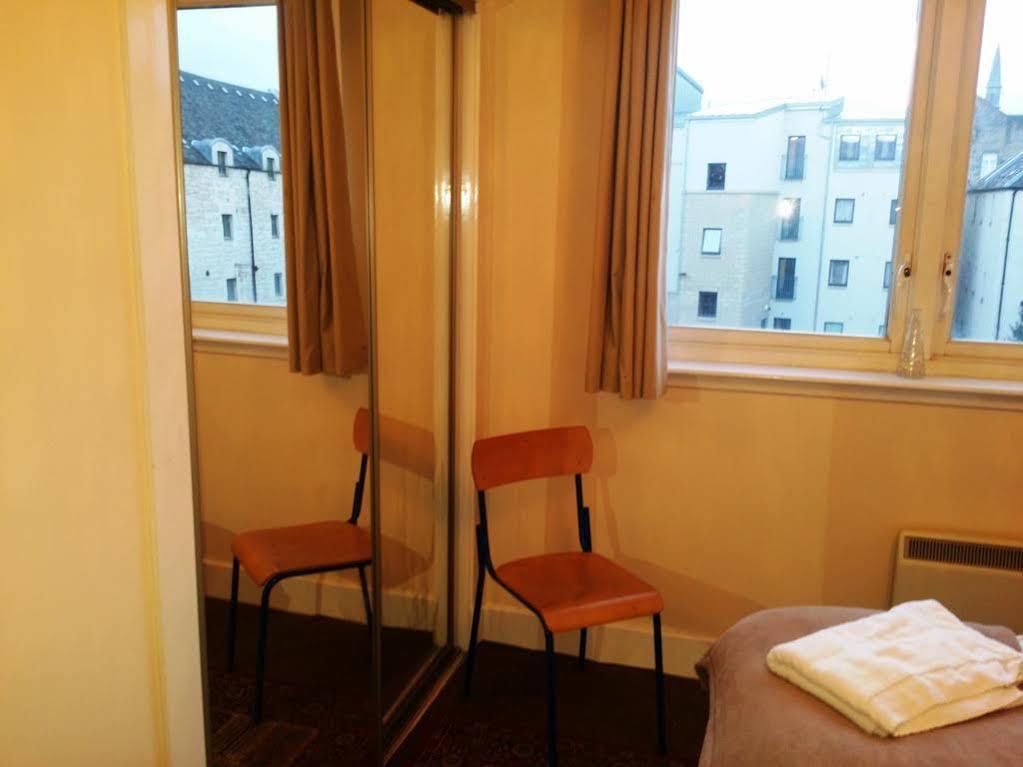 Edinburgh City Center Coady Apartment Sleeps 5 Free Car Park Space Экстерьер фото